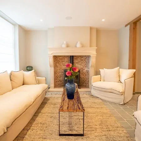 Huyze Ter Bercken With Swimming Pond By Interhome