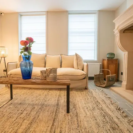 Huyze Ter Bercken With Swimming Pond By Interhome 別荘 *