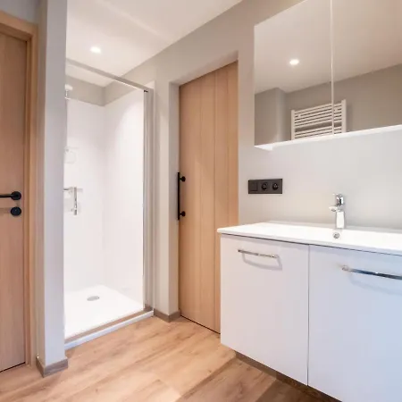 Huyze Ter Bercken With Swimming Pond By Interhome