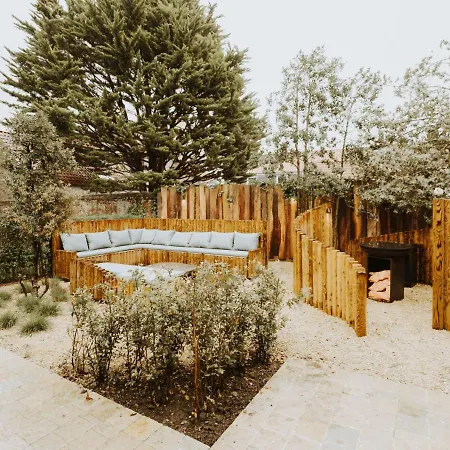 펜션 Huyze Ter Bercken With Swimming Pond By Interhome *