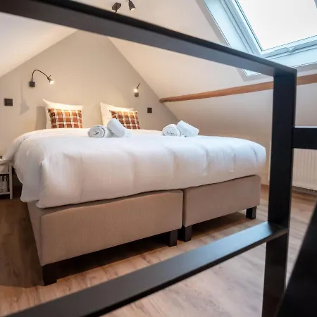 Huyze Ter Bercken With Swimming Pond By Interhome 別荘