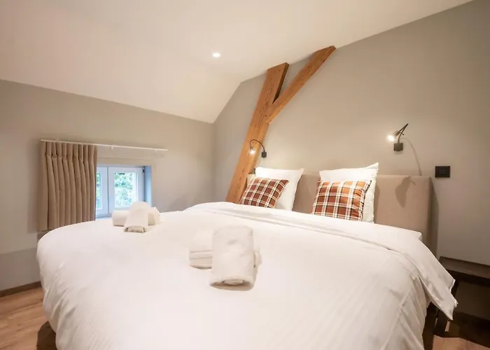 Huyze Ter Bercken With Swimming Pond By Interhome *