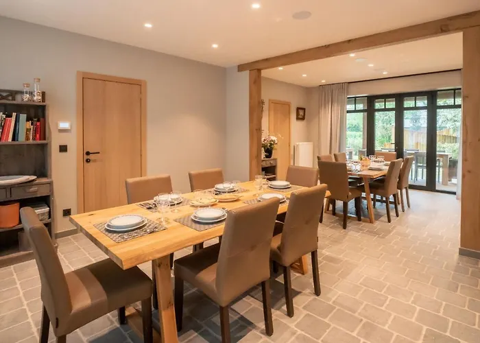 Сasa de vacaciones Huyze Ter Bercken With Swimming Pond By Interhome