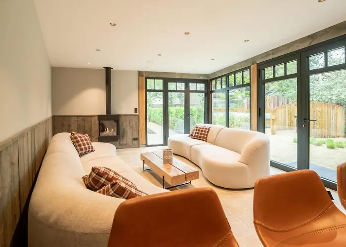 Сasa de vacaciones Huyze Ter Bercken With Swimming Pond By Interhome *