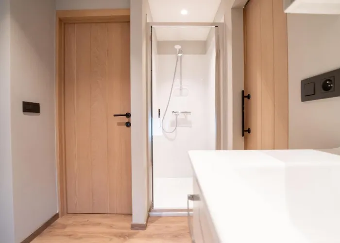 Huyze Ter Bercken With Swimming Pond By Interhome Сasa de vacaciones *