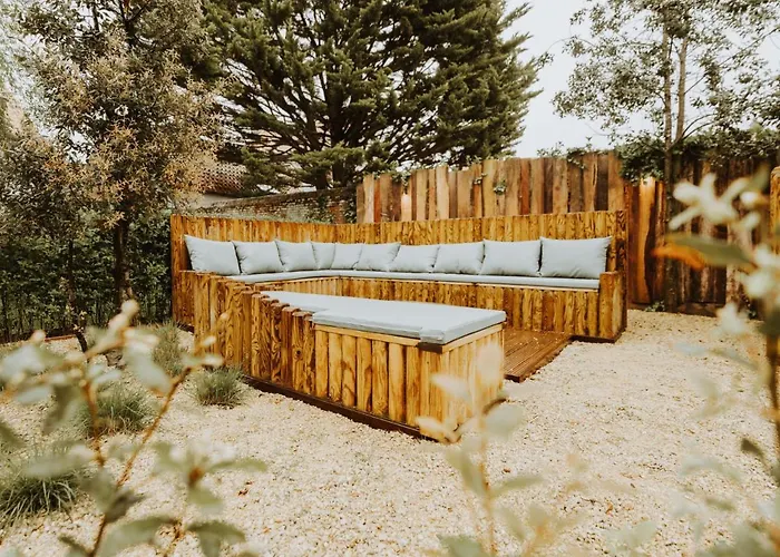 Huyze Ter Bercken With Swimming Pond By Interhome Сasa de vacaciones *