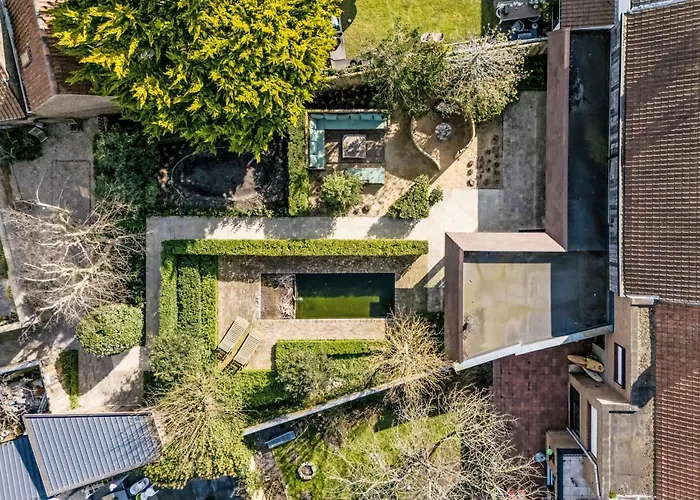 Сasa de vacaciones Huyze Ter Bercken With Swimming Pond By Interhome Klemskerke